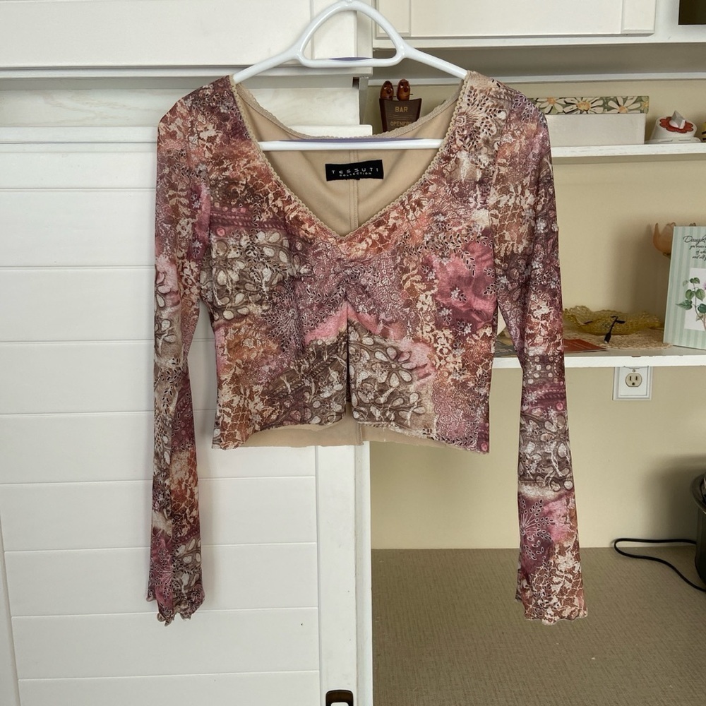 Floral Crop Long Sleeve Top - Picture 1 of 4